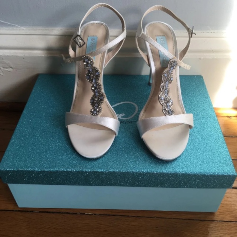 Betsey Johnson - Satin ivory sandals